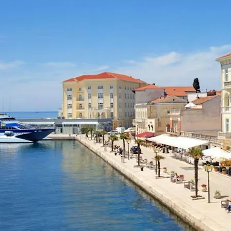 Roza Poreč